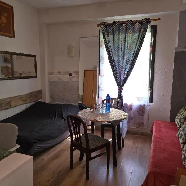 Hostel Apollo，位于希隆斯克地区宗布科维采的酒店