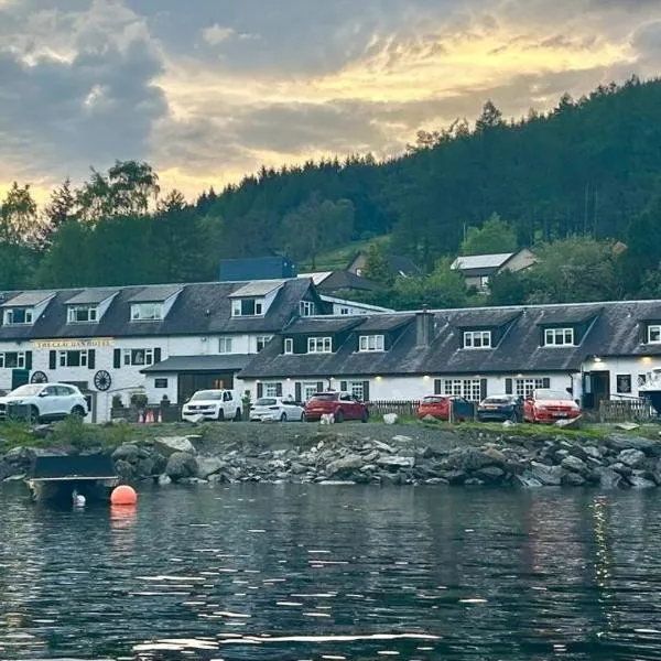 The Clachan Hotel, Lochearnhead，位于圣菲伦斯的酒店