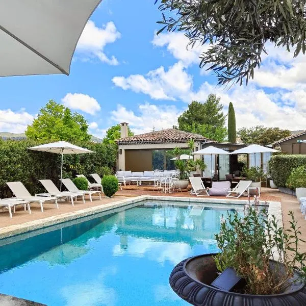Hotel Bastide & SPA - Villa de Lourmarin，位于卢马罕的酒店
