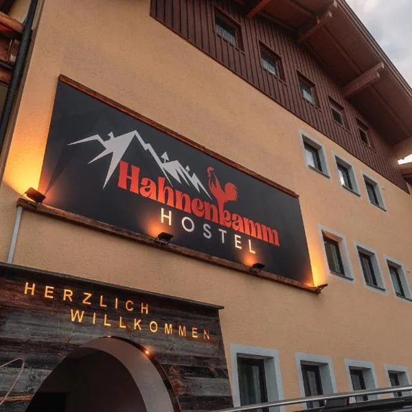 Hahnenkamm Hostel，位于Hofen的酒店