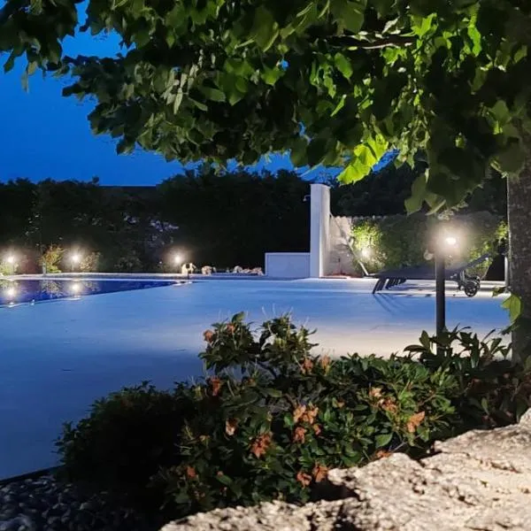 Villa dei tigli - Altamura，位于阿尔塔穆拉的酒店