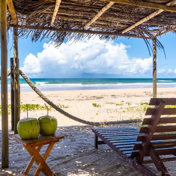 Apartamento pé na areia em Algodões, Península de Maraú Bahia，位于马劳的酒店
