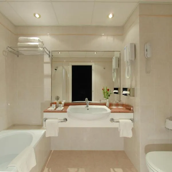 L'Amitié Hôtel N'Djamena，位于Chankrous的酒店