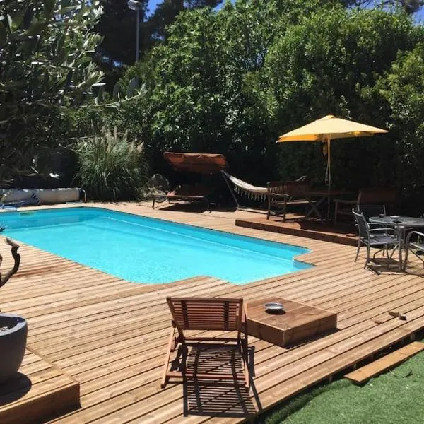 Superbe villa près du Cap d'Agde，位于Florensac的酒店