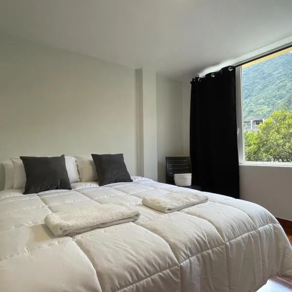 Panoramic Apartment - 3 Bedrooms 3 Bath，位于巴尼奥斯的酒店
