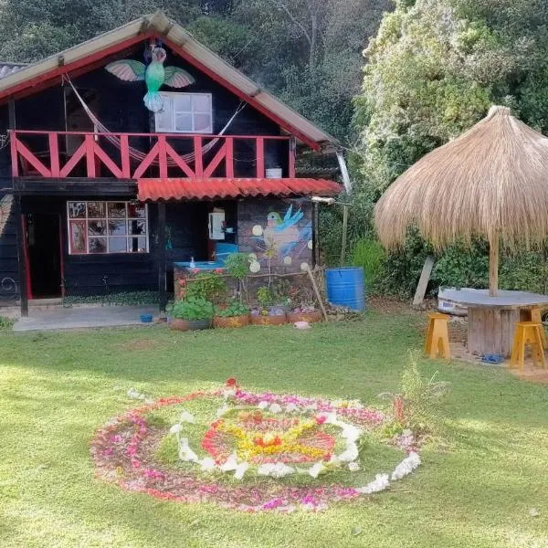 Cabaña Colibri naturaleza vista Laguna de la Cocha，位于帕斯托的酒店