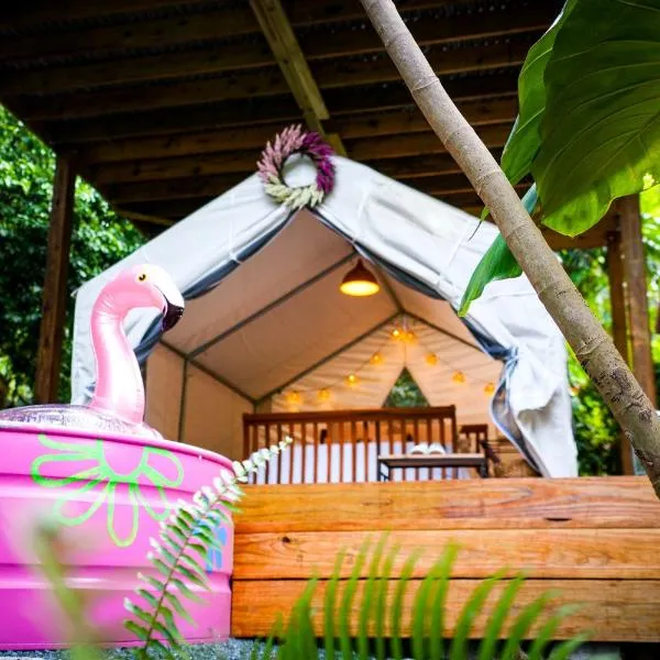 El Yunque Glamping River View at Casa Parcha，位于Naguabo的酒店