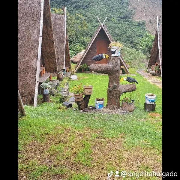 cabanas andinas noe challway，位于圣特雷莎的酒店