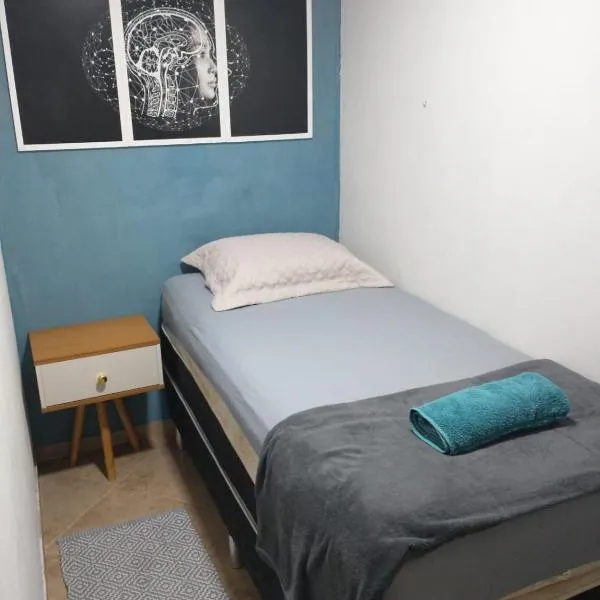 Quarto de solteiro com ventilador Hostel 940，位于锡诺普的酒店