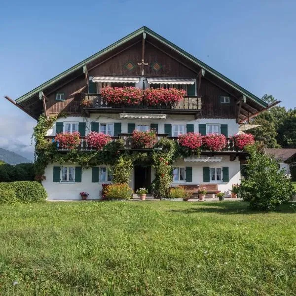 Ferienwohnung Zugspitzblick，位于法尔先特的酒店