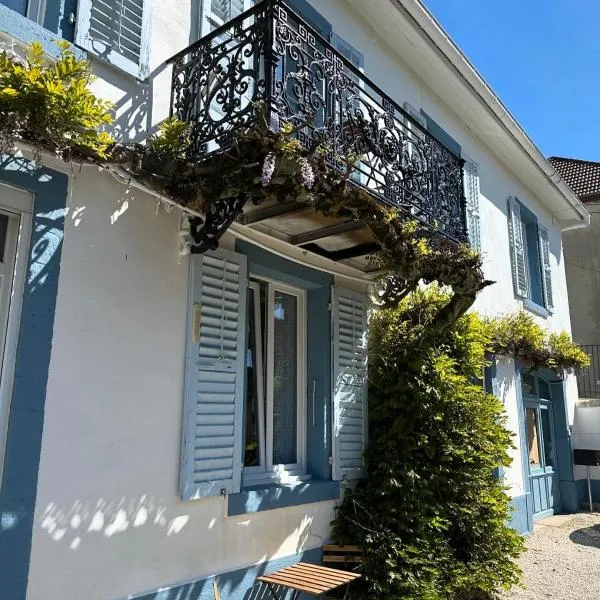 Logis des pinces maillées，位于Montécheroux的酒店