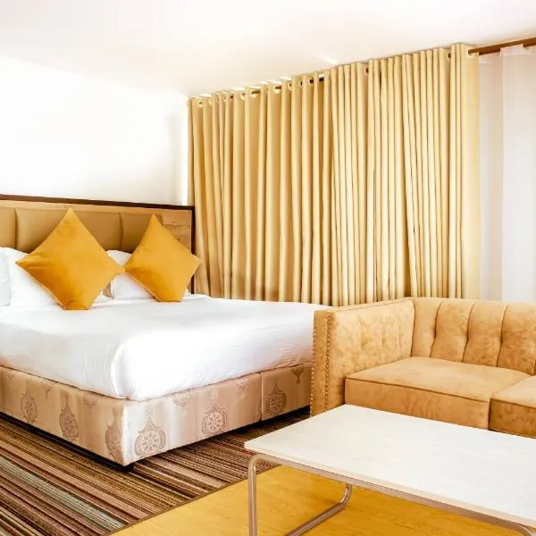 Muthu Warwick Mount Kenya Hotel, Nanyuki，位于Naro Moru的酒店