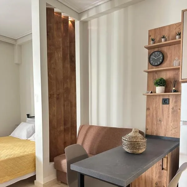 Cozy Karystos Apartment，位于卡利斯托斯的酒店