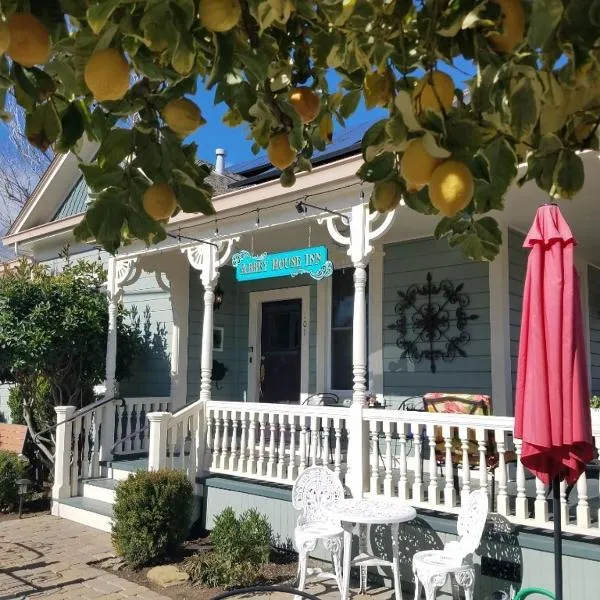 Abbey House Inn，位于Winters的酒店