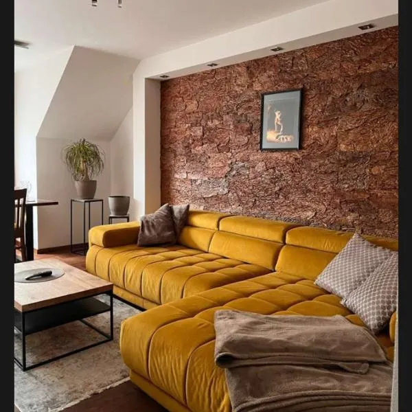 Sonnig zentral gelegene Wohnung，位于魏茨的酒店