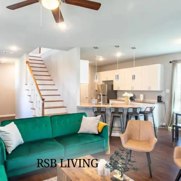 4BR 2,5BA Holiday Home in the Heart of Cowboy Nation，位于阿林顿的酒店