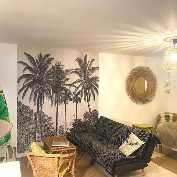 Cosy Appartement 4 pers à 200 m Plage et commerce La cabane64，位于比亚里茨的酒店