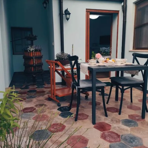 La casa del glicine Marrubiu，位于Marrùbiu的酒店