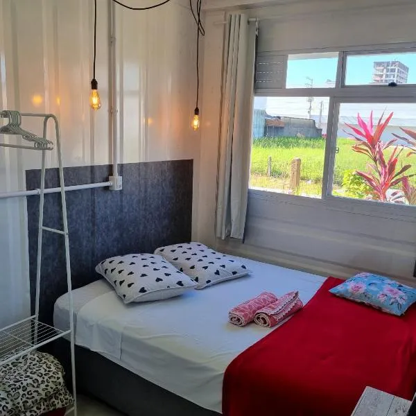 Espaço Container Itapema - Loft I，位于伊塔佩马的酒店