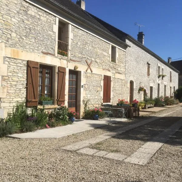 Longère campagne 10 pers. proche Guédelon，位于Sougères-en-Puisaye的酒店