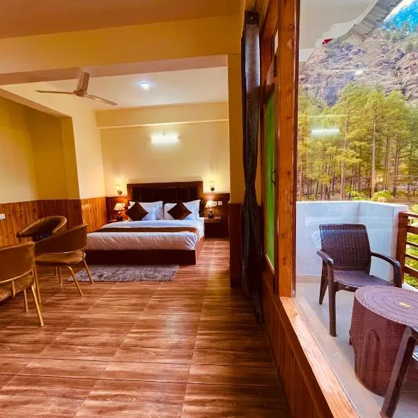 Winterline Hotel & Resort - Best Selling Property in Kasol，位于Manīkaran的酒店