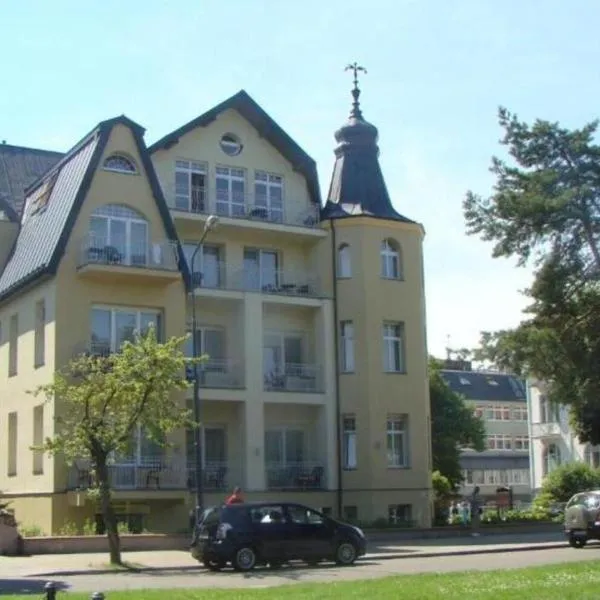 Villa Merry，位于斯维诺乌伊希切的酒店