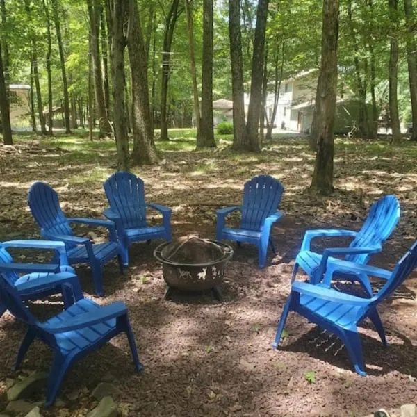Harmony in the Woods，位于莱克哈莫尼的酒店