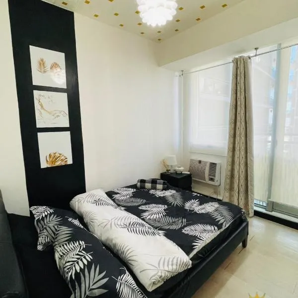 Azure Paranaque near NAIA Airport Free Highspeed Wifi and Netflix，位于Biñan的酒店