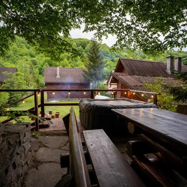 Fruzsina vendégház，位于Lueta的酒店