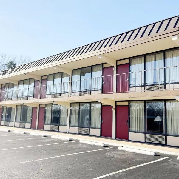 Paris Inn and Suites，位于Paris的酒店