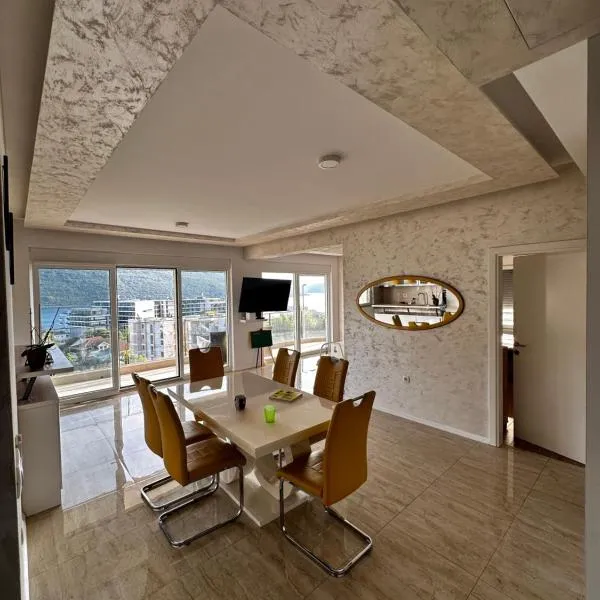 Deluxe Apartments 3-rooms，位于昆博的酒店