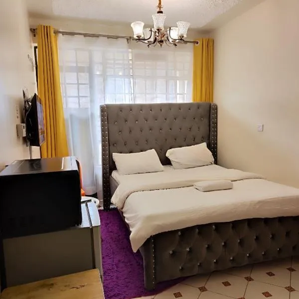 Soft Life Crib in Kinoo with Wifi & Netflix，位于Kikuyu的酒店