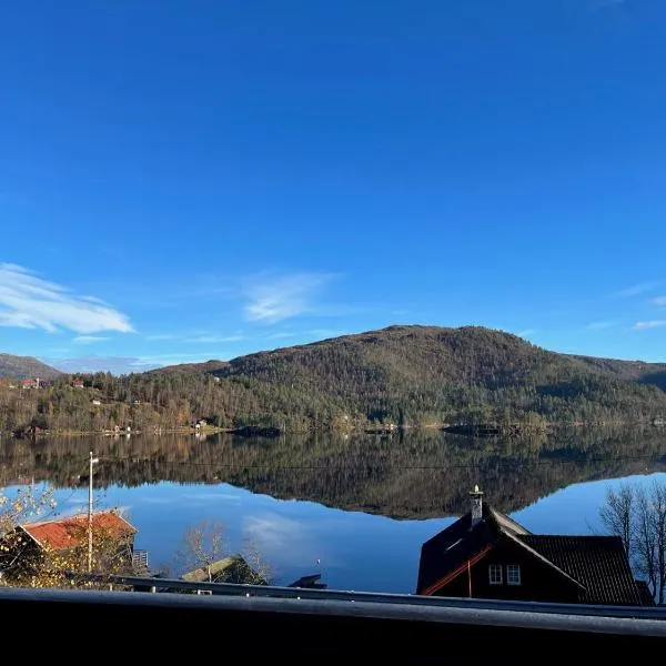 Cozy cabin with a view，位于Kvamseter的酒店