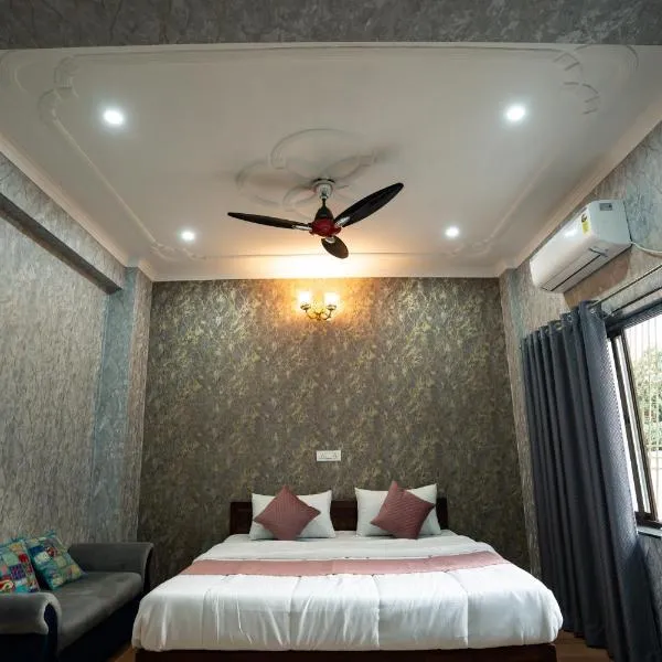 4BHK Shruti Home Stay，位于瓦拉纳西的酒店