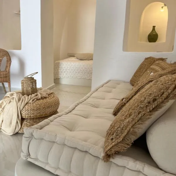 Cave Noelia，位于费拉的酒店