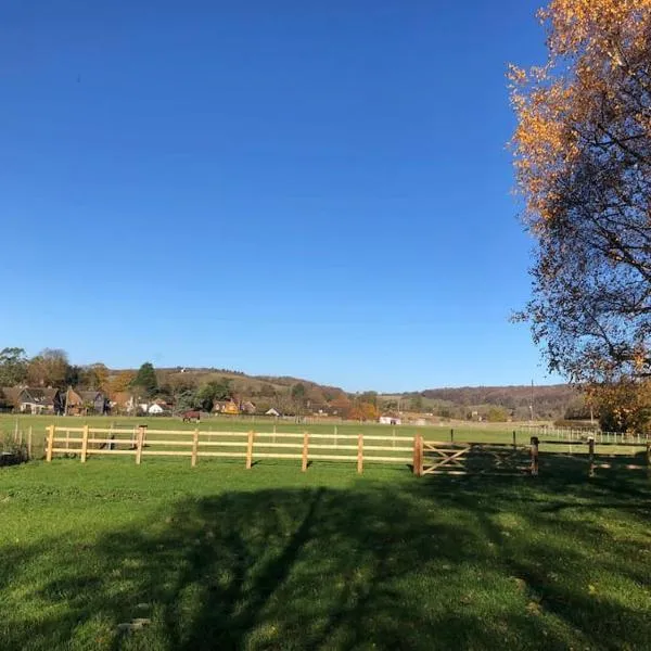 Fabulous Farm House in Skirmett，位于亨利昂泰晤士的酒店