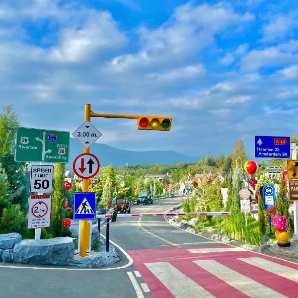 Khao Yai Art Tree Resort，位于Pong Talong的酒店