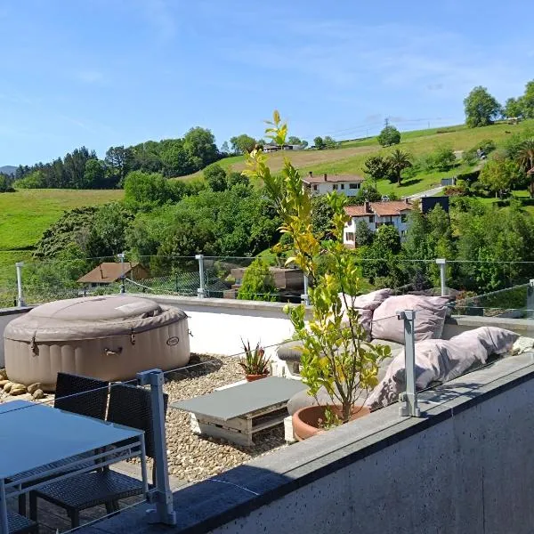 Plena naturaleza en Pleno San Sebastián，位于宏达瑞比亚的酒店