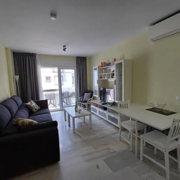 Casa Cox Laguna Beach Torrox Costa，位于托罗克斯科斯塔的酒店