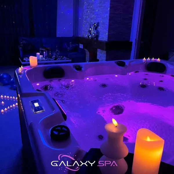 GALAXY SPA - Suite Neptune Jacuzzi et Sauna Privatif，位于Champigneulles的酒店