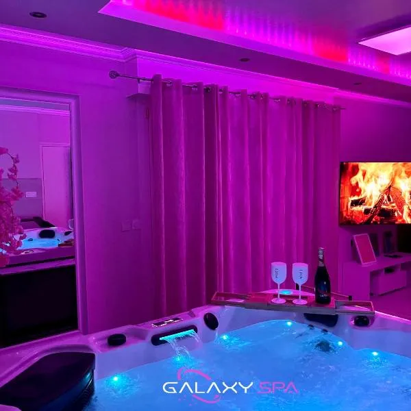 GALAXY SPA - Suite Venus Jacuzzi et Sauna Privatif，位于Champigneulles的酒店
