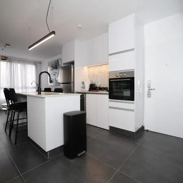 Z-32 Luxury Boutique Apartment，位于埃拉特的酒店