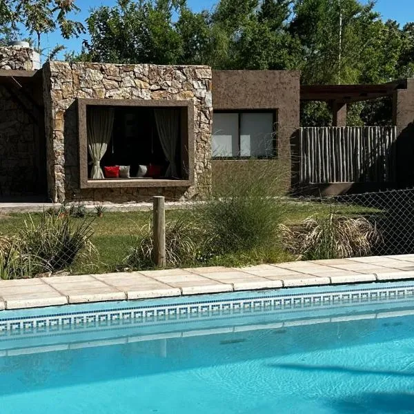 Tiny House Chacras，位于查克拉斯德科里亚的酒店