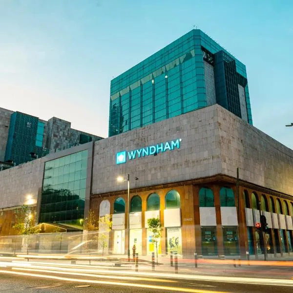 Wyndham Monterrey Ambassador Centro，位于Santa Catarina的酒店