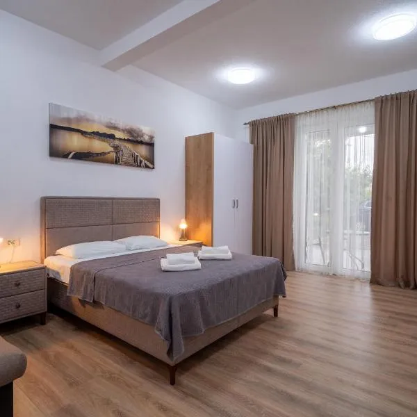 Dane Apartment Airport Podgorica，位于Mitrovići的酒店