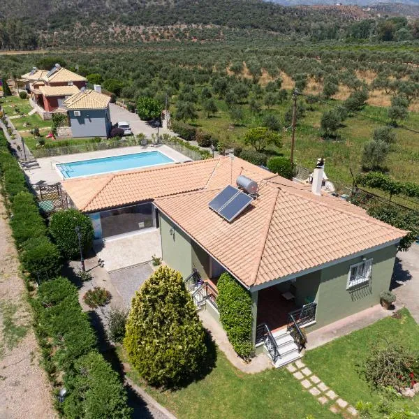 Spedion Villa - Near to sea villas with heated swimming pool，位于伊西翁的酒店
