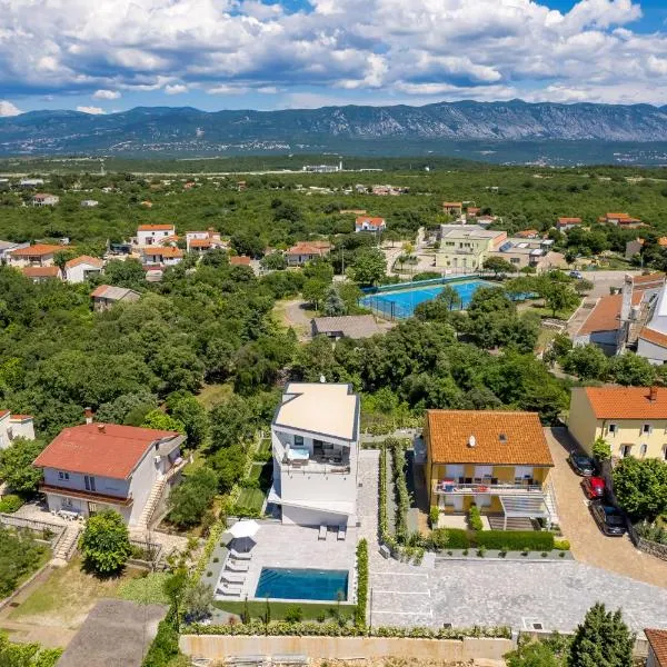 Appartments Adriatic，位于奥米沙利的酒店