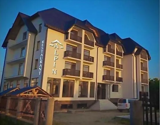 Spa Hotel Alpin，位于索洛特维诺的酒店