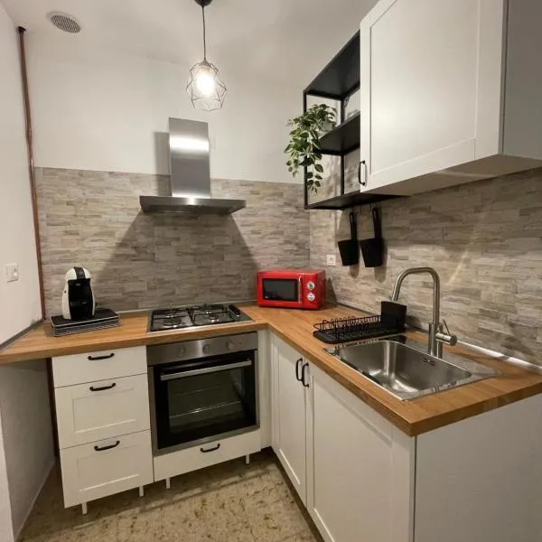 DAL ZARO HOME，位于Scandolara Ravara的酒店