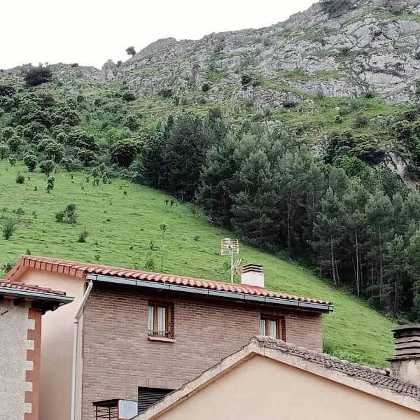 Alojamientos Zabala en Anguiano，位于Anguiano的酒店